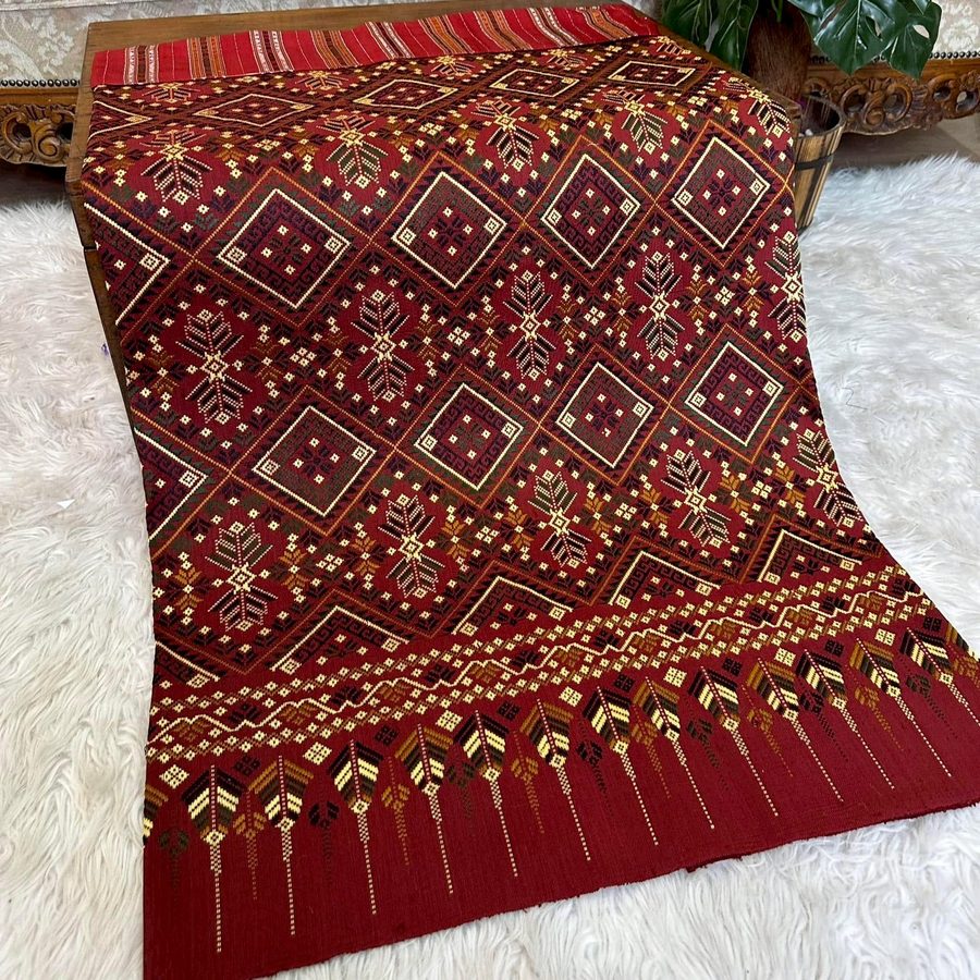 ผ้าไหมแพรวา